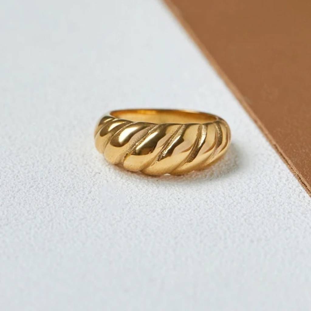 18Kt Gold Plated Croissant Ring : IN00023-6-7