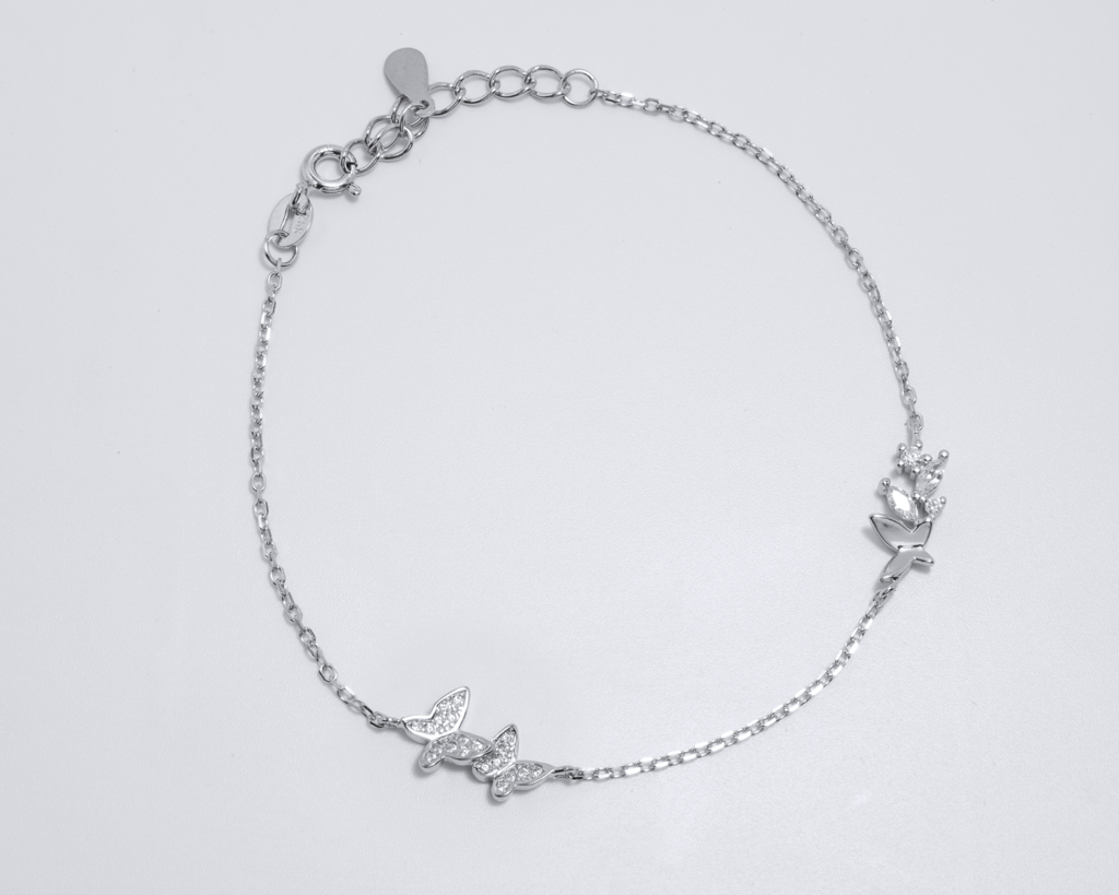 Nymphia Butterfly Bracelet : NymphiaButterflyBracelet