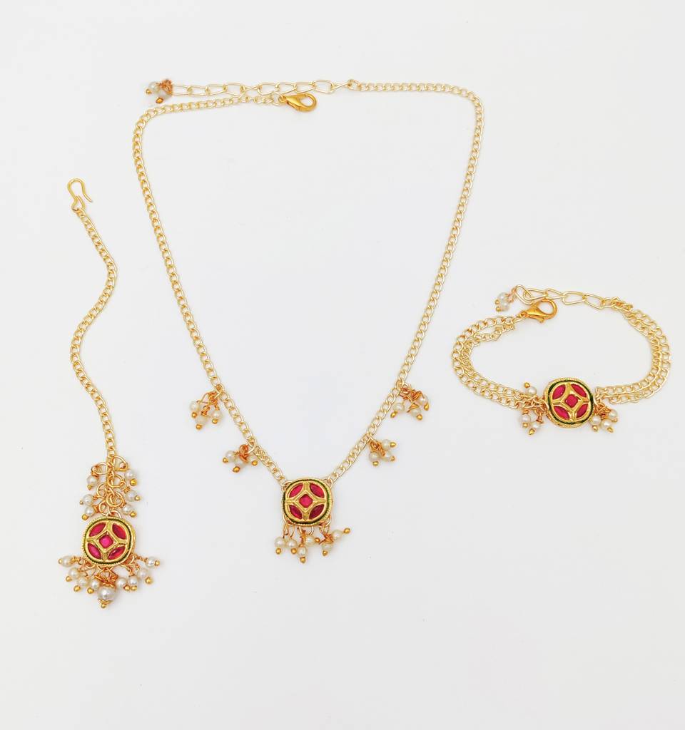 Saba Kundan & Pearl Deatled Necklace, Bracelet & Maang Teeka Set - Dark Pink : WC07