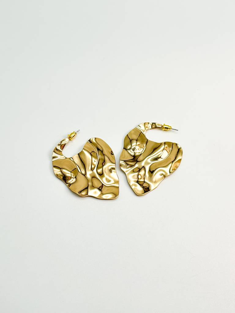 Vintage Charm Beaten Heart Earrings : E0017