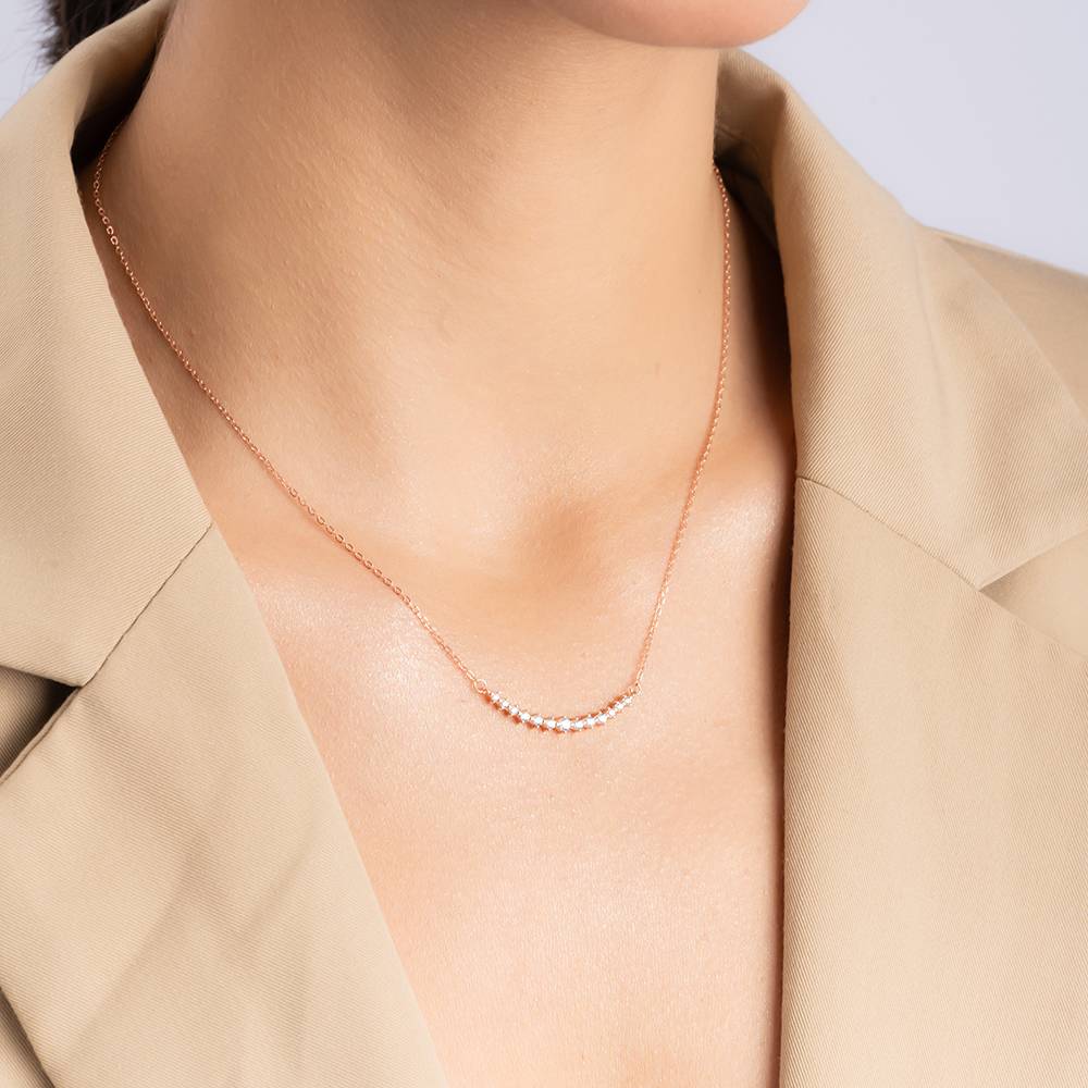 Curved Stone Bar Necklace : DFNC1100