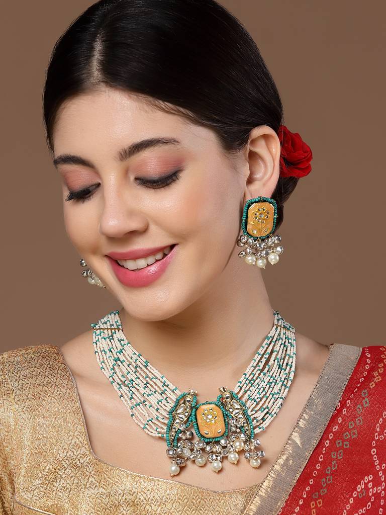 Andaz Drop Earring : DGED24055