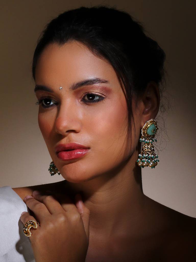 Mossy Drop Earring : DGED24076