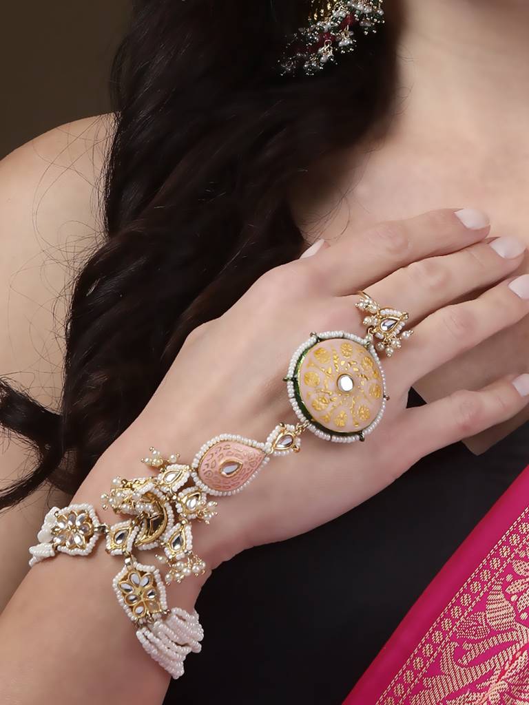 Gul-E-Raang Hath Phool : DGH1H24004