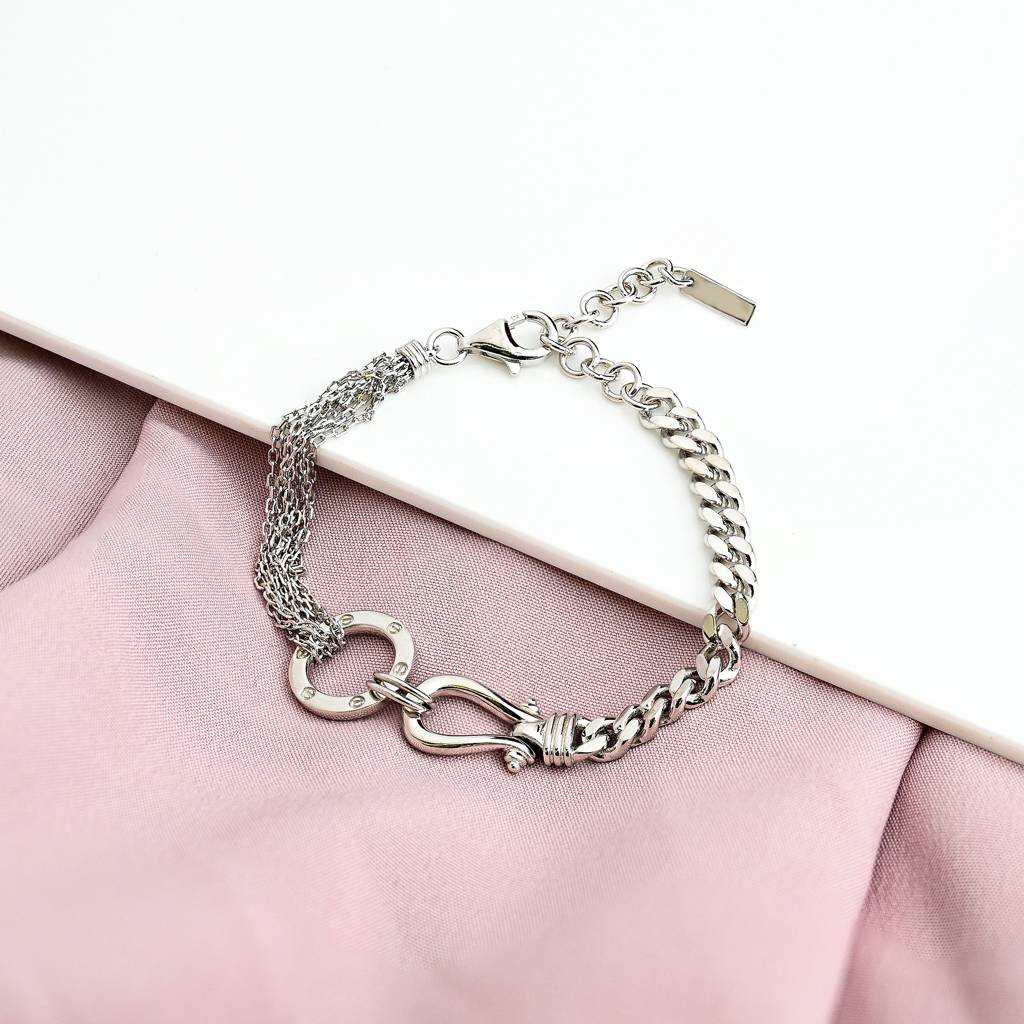 Woven Elegance Bracelet : DQLB258