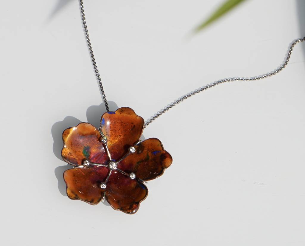 Morning Dew Sunshine Pendant : TJE40002P