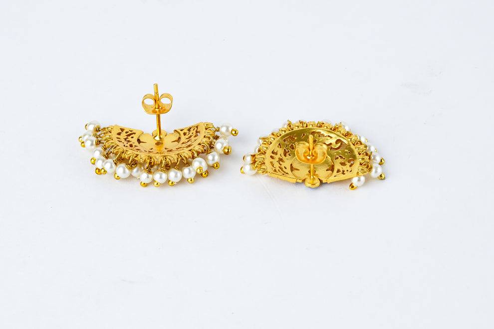 Marigold Studs : WLE32
