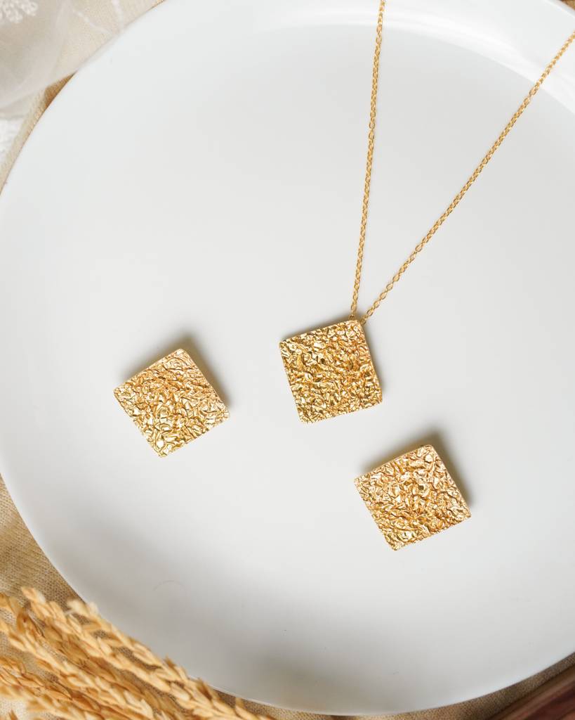 Gold Intrigue Set : GRS22