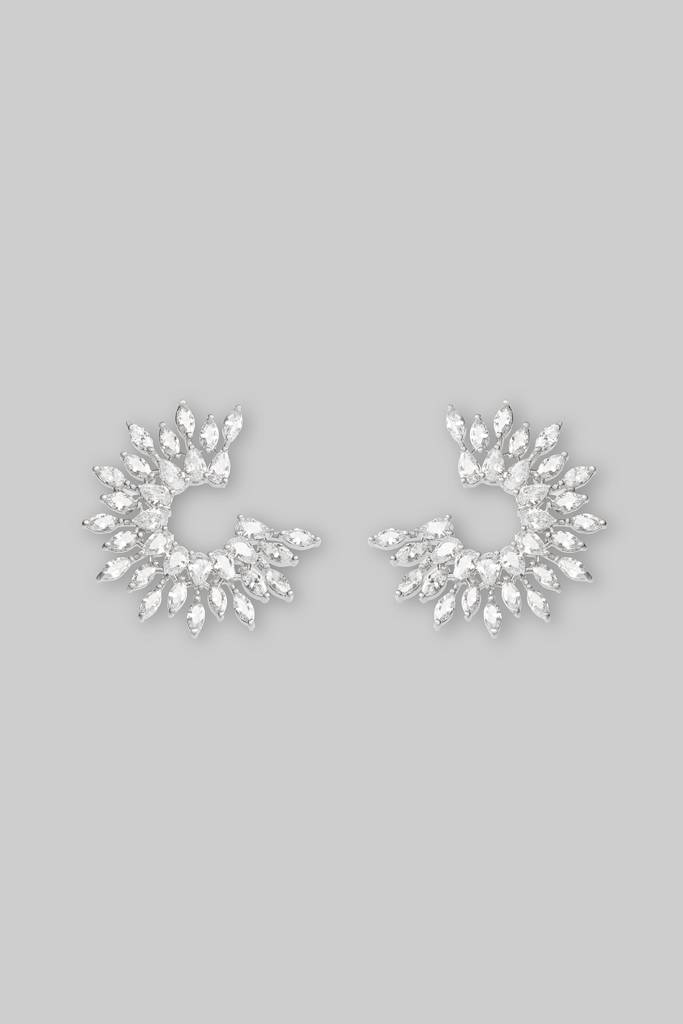 Classic And Elegant Pair Of Diamond Studs For Womens. : ZGRK289