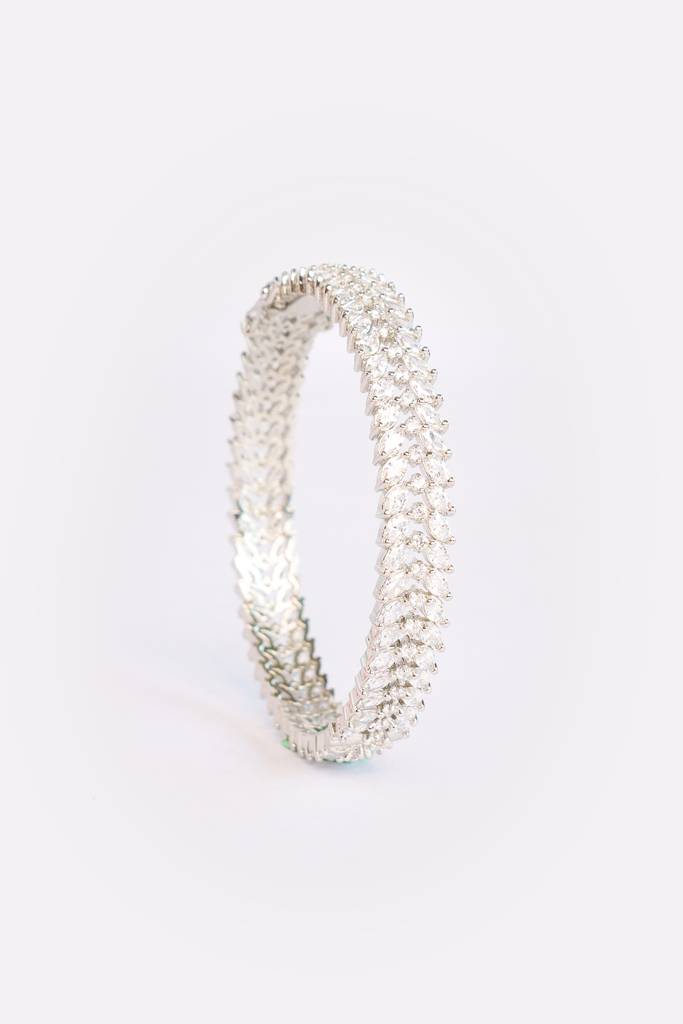 Classic And Stylish Diamond Kadas For Women : ZGRK283