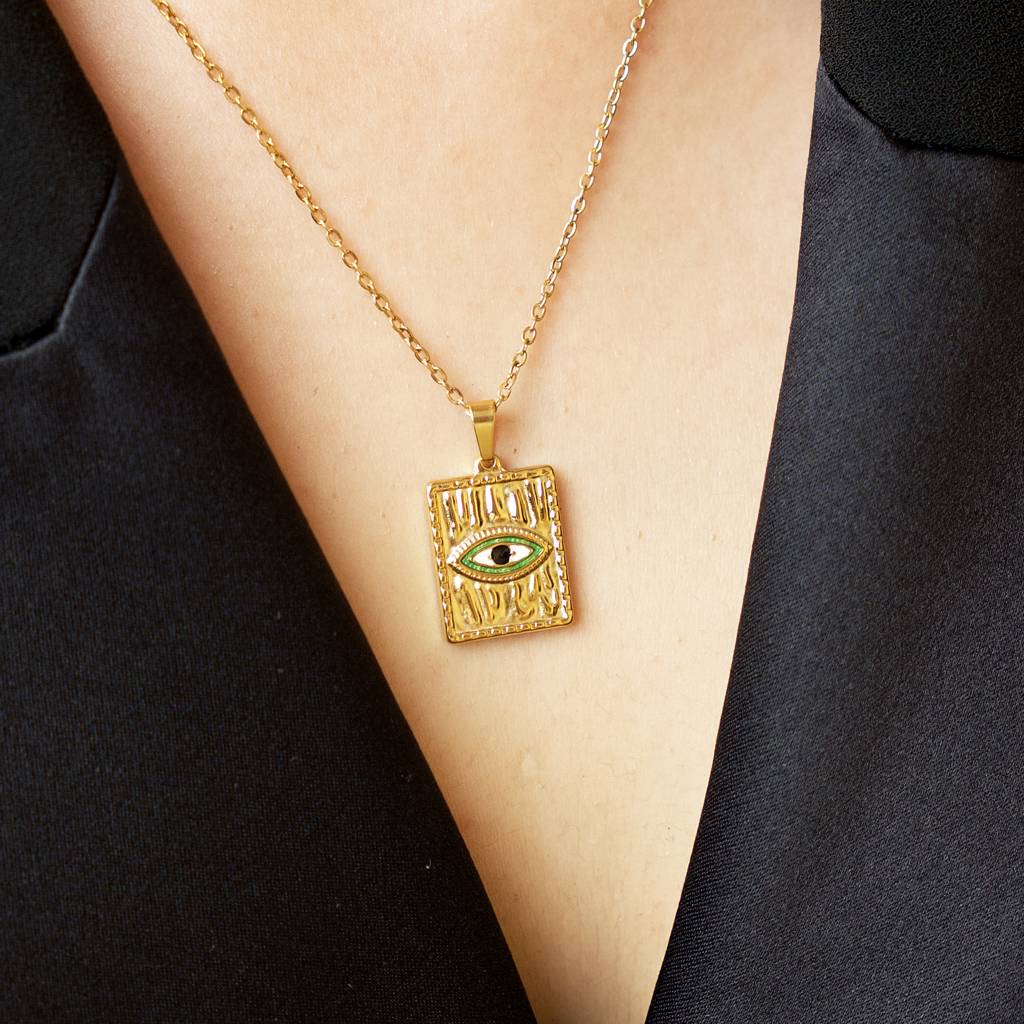 The Green Stone Eye Necklace : TN23