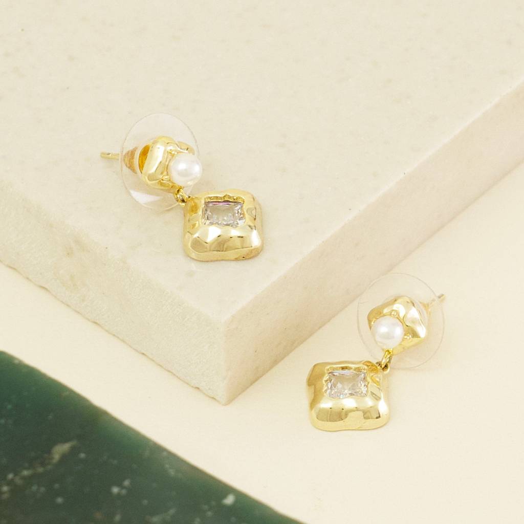Gleam Square Drop Earrings : TE12