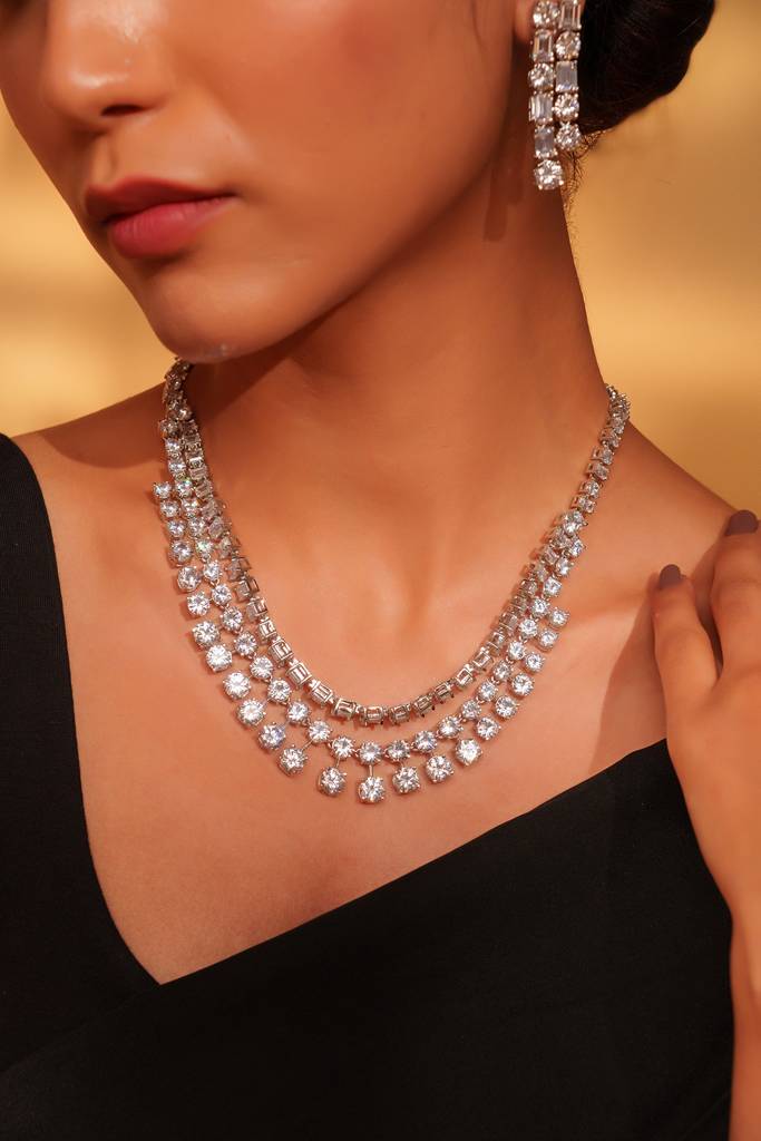 Classic And Elegant Three Line Diamond Necklace With Subtle Pair Of Earrings. : ZGRK276