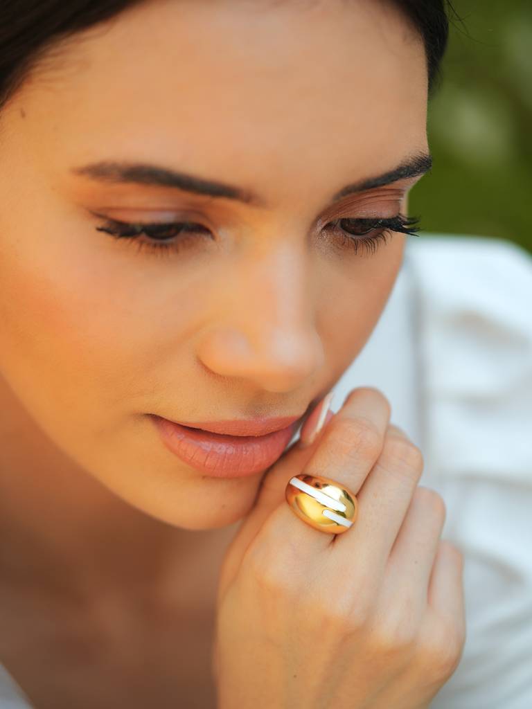 Verdora Enamel Gold Ring : VACC25RG01W