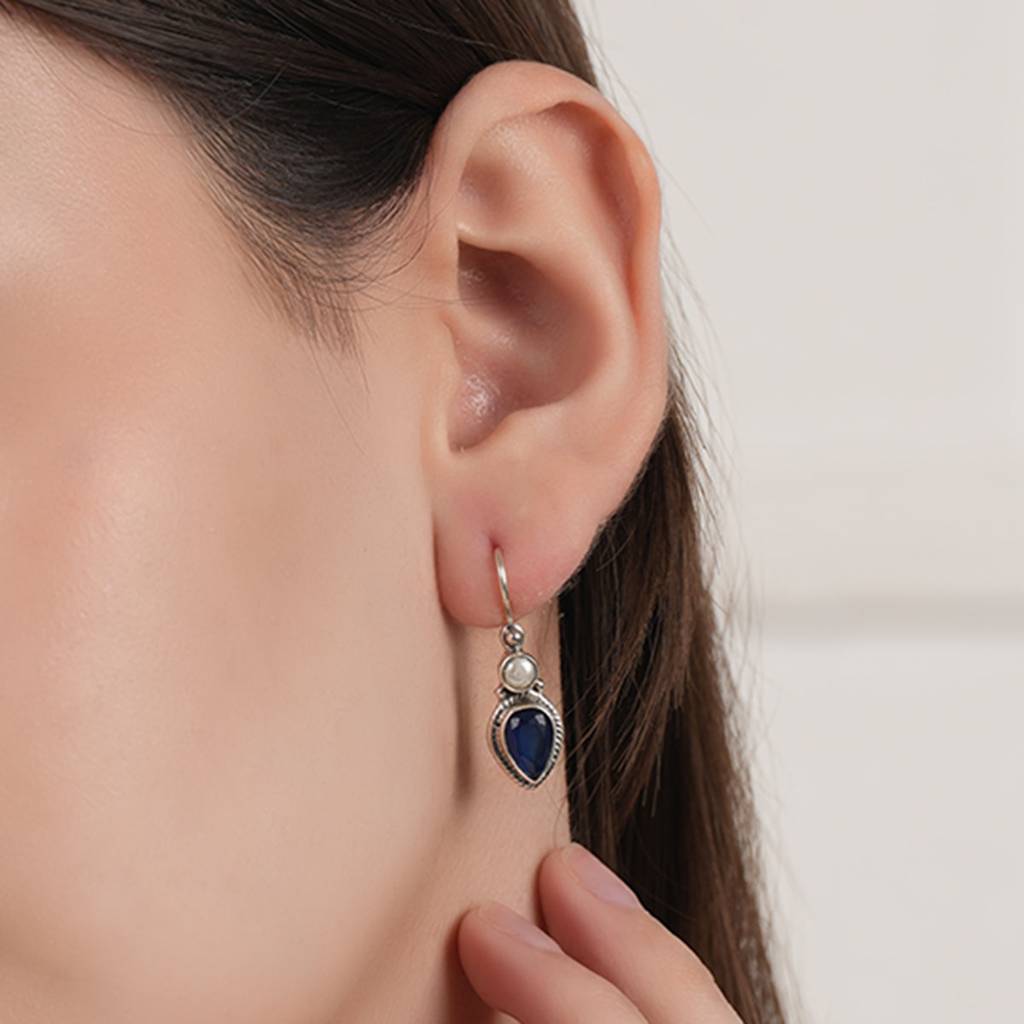 Blue & White Silver Earrings : SSE895