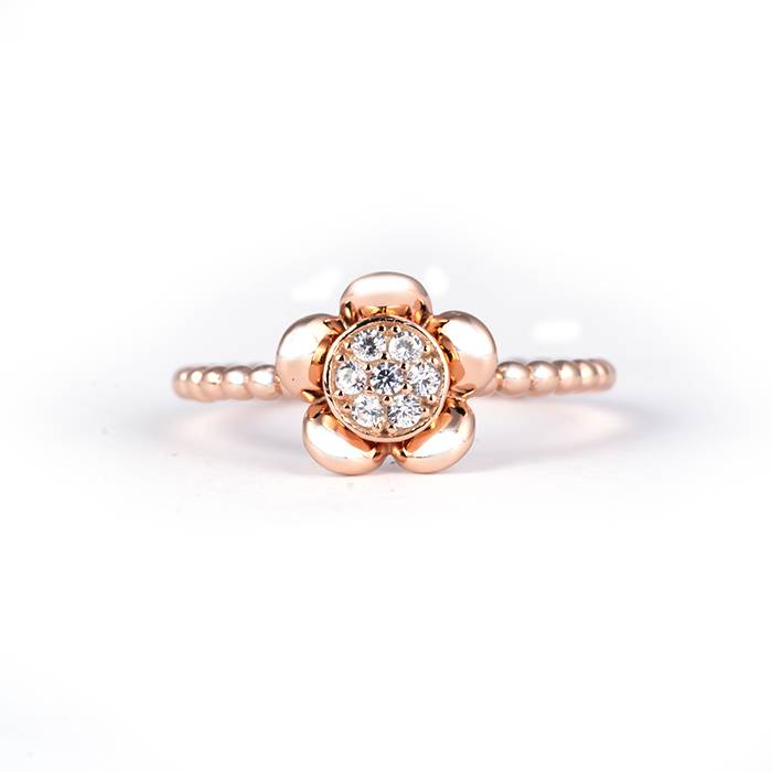 Petal Radiance Rose Gold Ring : LR405