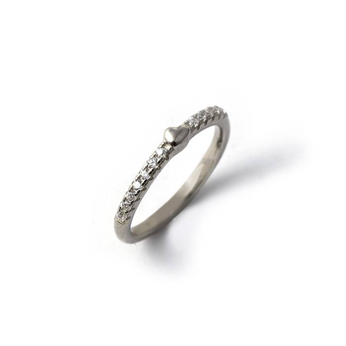 Heartfelt Circle Ring : LR271