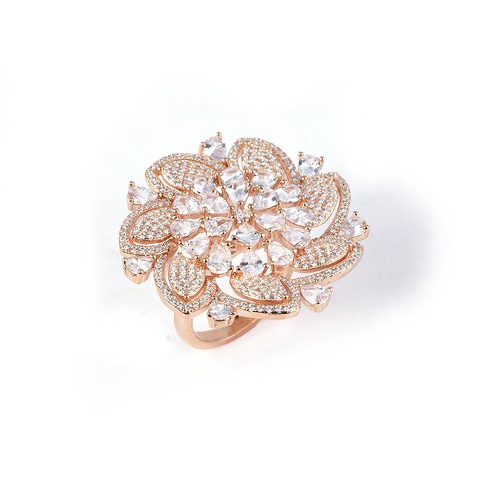 Blossoming Grace Silver Flower Ring : LR458