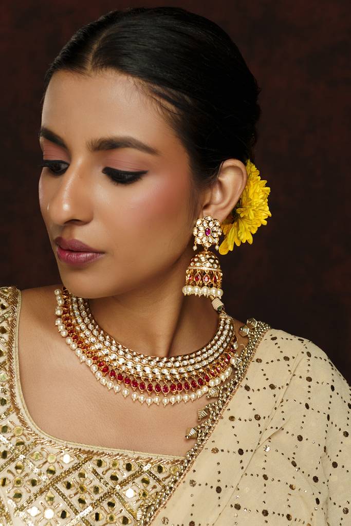 Bold And Dramatic Kundan Necklace Set With Earrings : ZGJA170