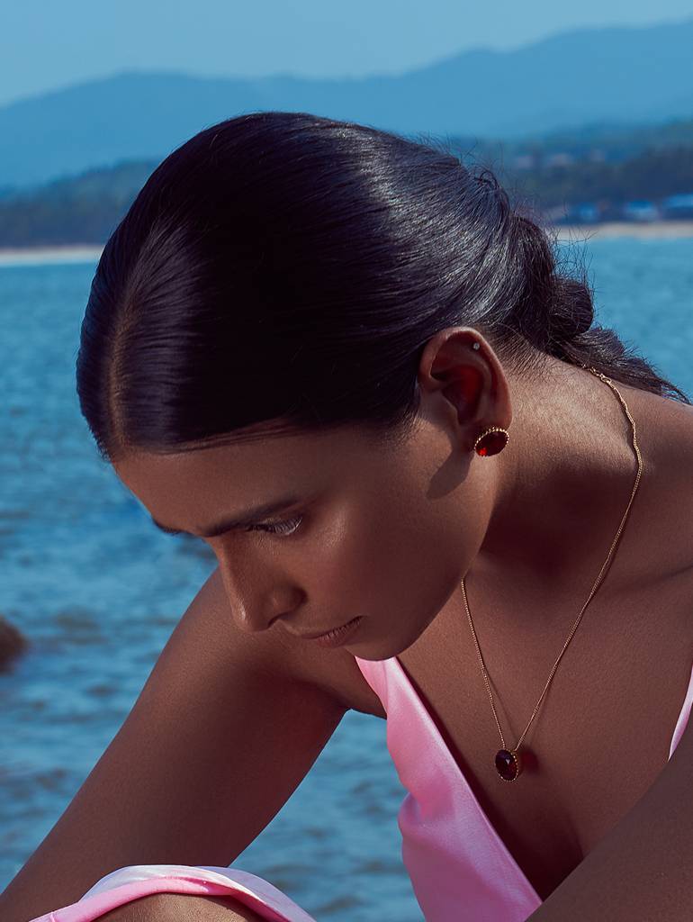 Ruby Studs : K94