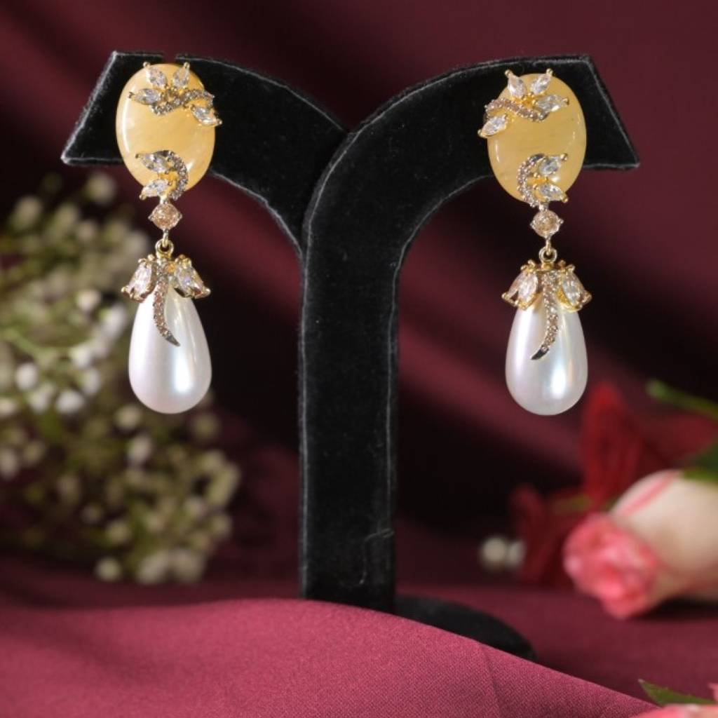 Nazakat Diamond Vintage Pearl Drop Earrings : EAR0037