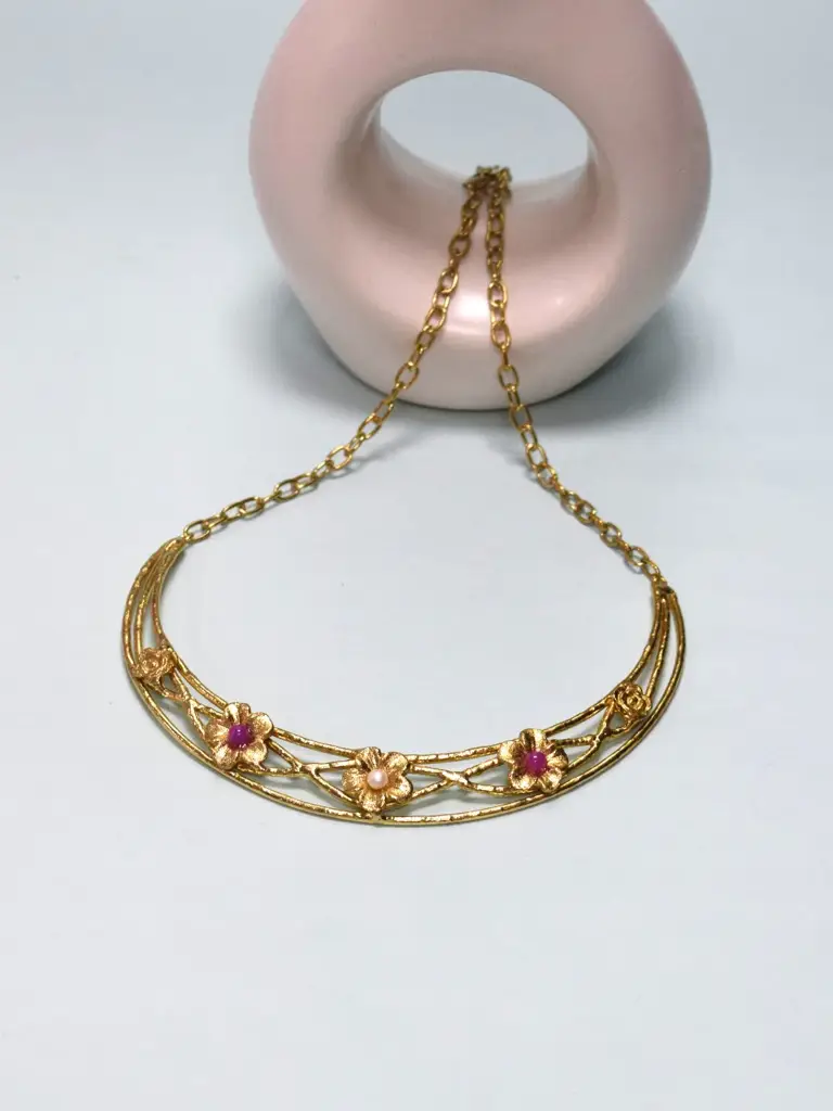 Gold Plated Floral Motif Adjustable Necklace : QJSEP88