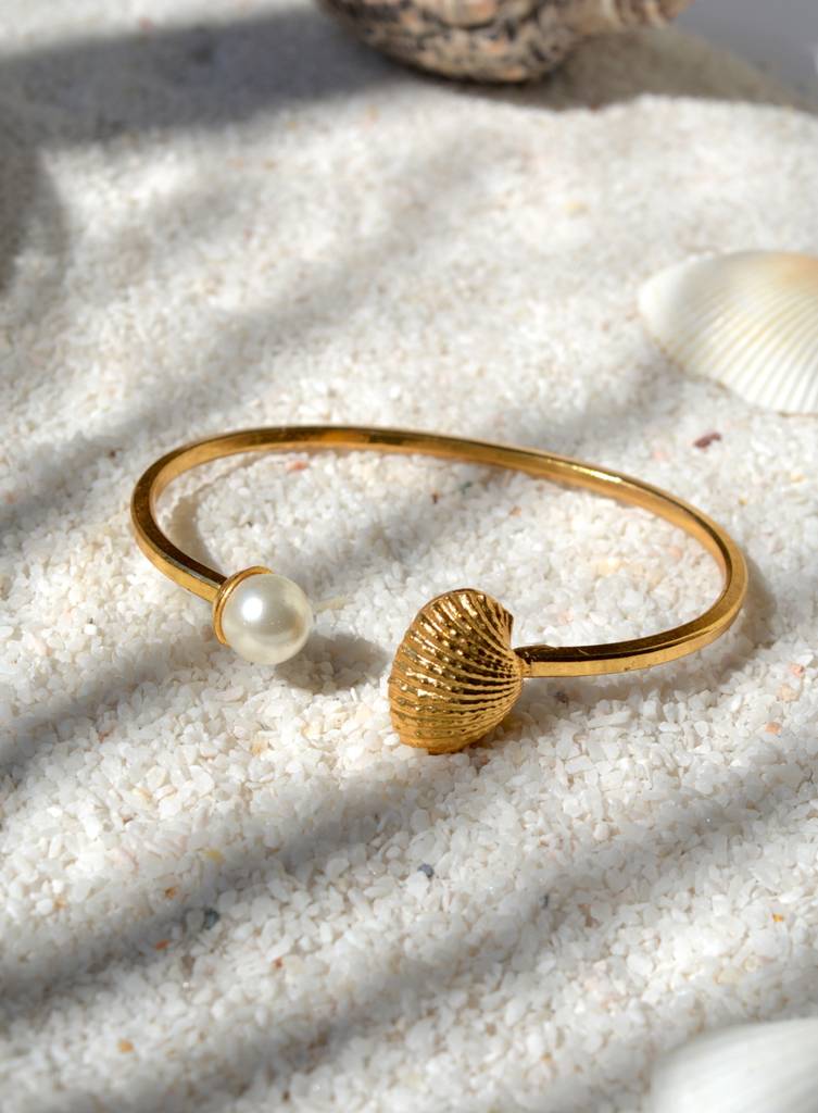 Oyster Pearl Bracelet : OysterPearlBracelet