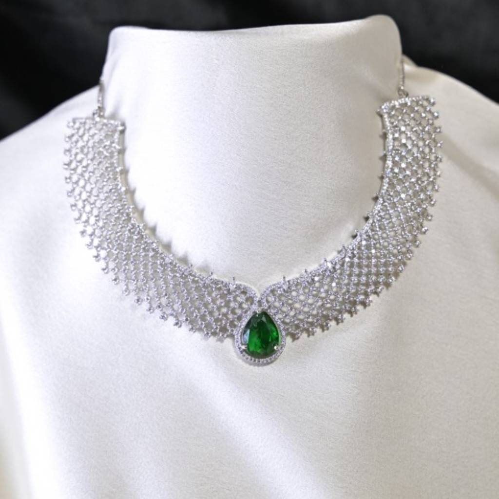 Sitaara Emerald Diamond Anniversary Necklace : NEC0014