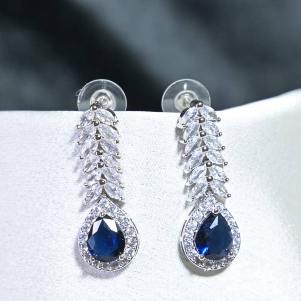 Pushp Gemstone Diamond Cocktail Necklace : NEC0021