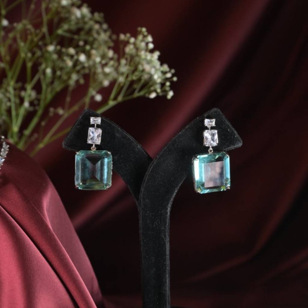 Anarkali Elegance Square Pendant Diamond Necklace : NEC0029