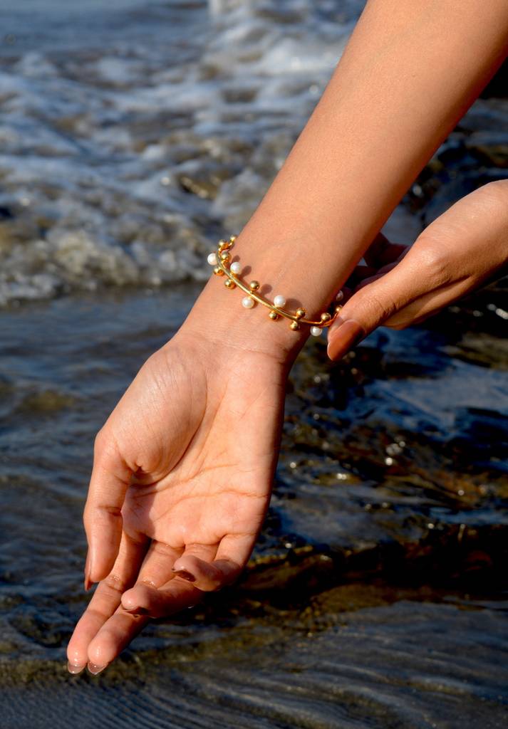 Perola Bracelet : PerolaBracelet