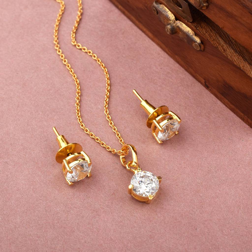 Timeless Zircon Gold Plated Pendant Set With Chain : SIPENGPCZ10