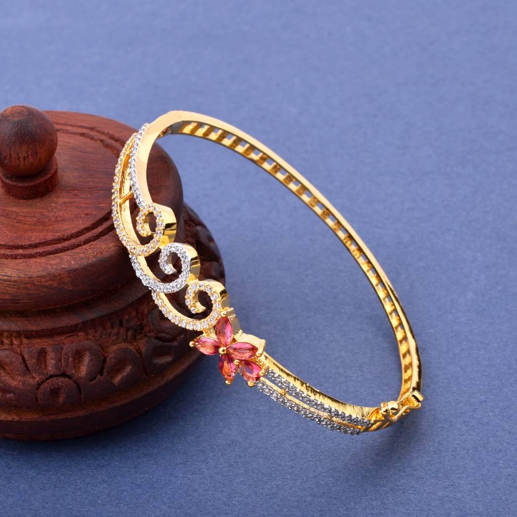 Royal Garnet Glimmer Bracelet With Adjustable Lock System : SSBRCGPGCZ28