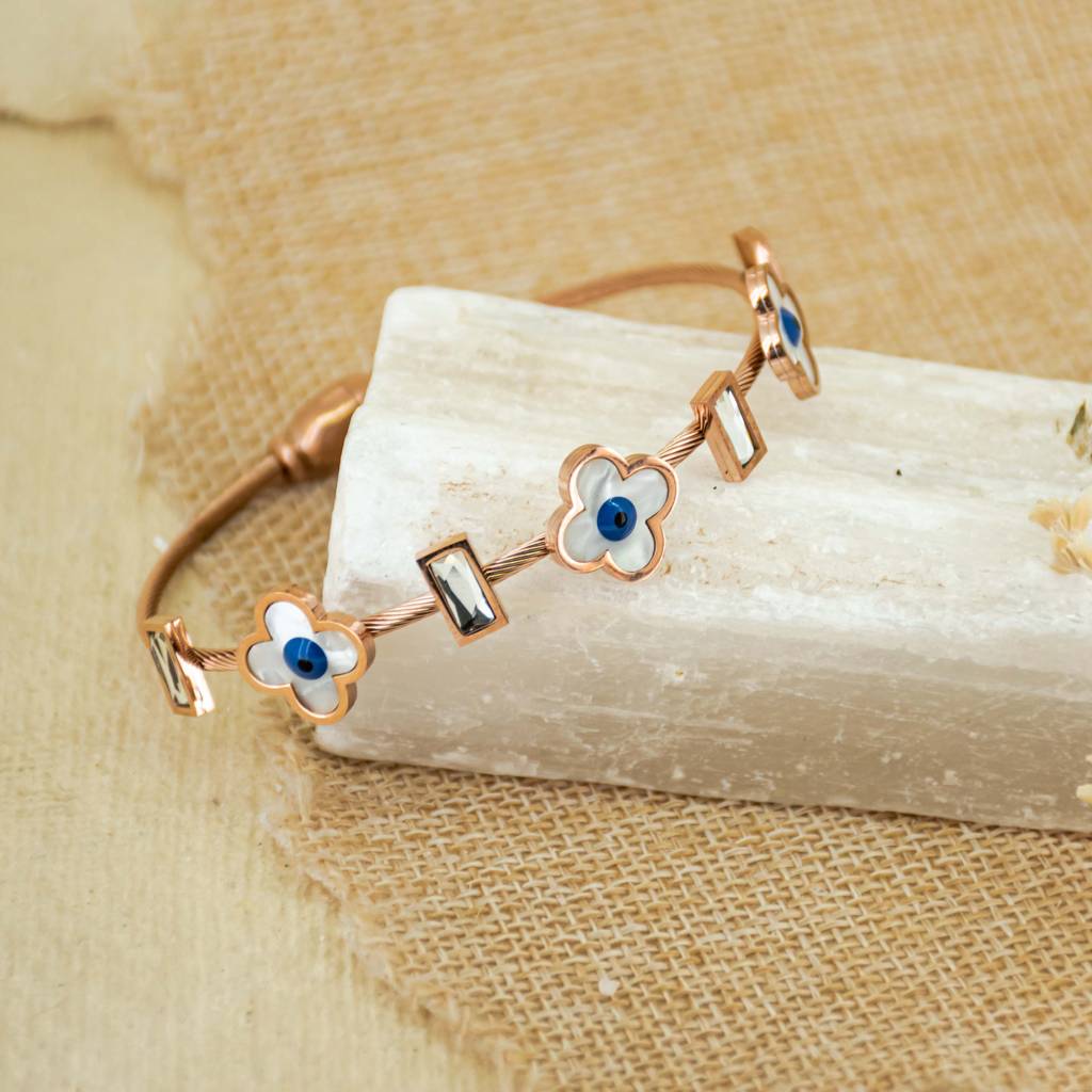 Mother Of Pearl Flower Bangle : BG177