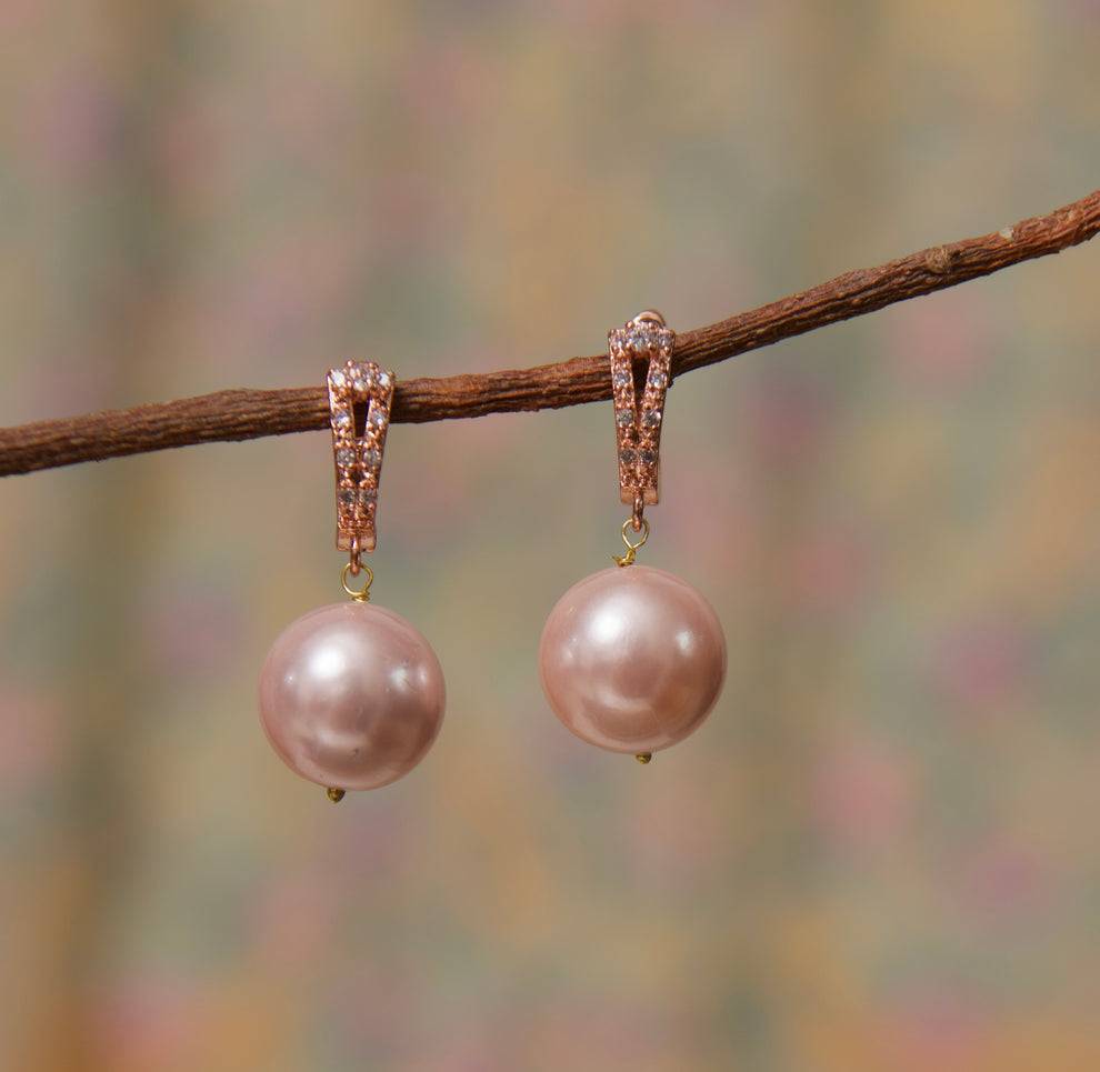 Sophia Pearl Earrings Brass Gold