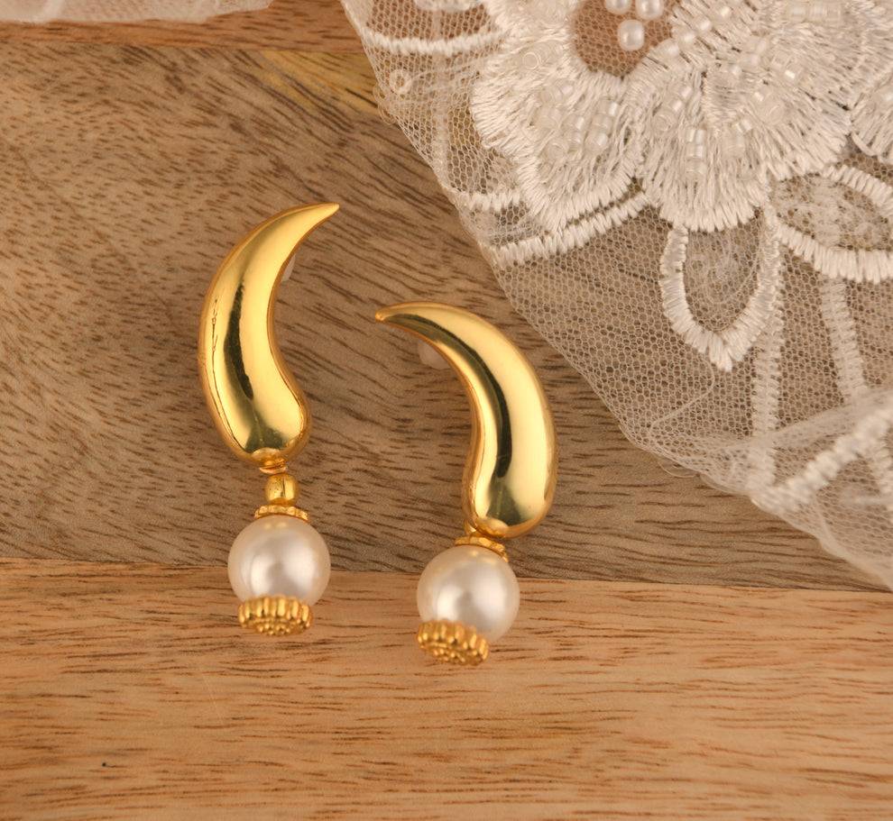 Golden Raindrop Earrings : PRMBE65