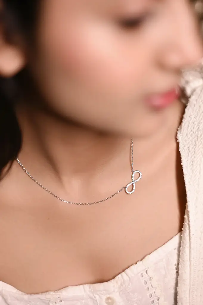 Silver Infinity Necklace : KN024
