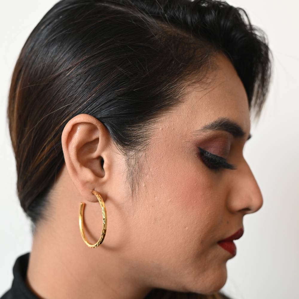 925 Pure Silver Gold Plated Round Hoops With Earlobe : TWP1212