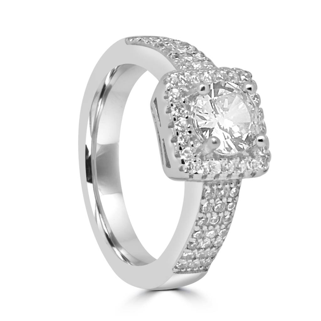 925 Pure Silver Solitaire Ring : LR1202