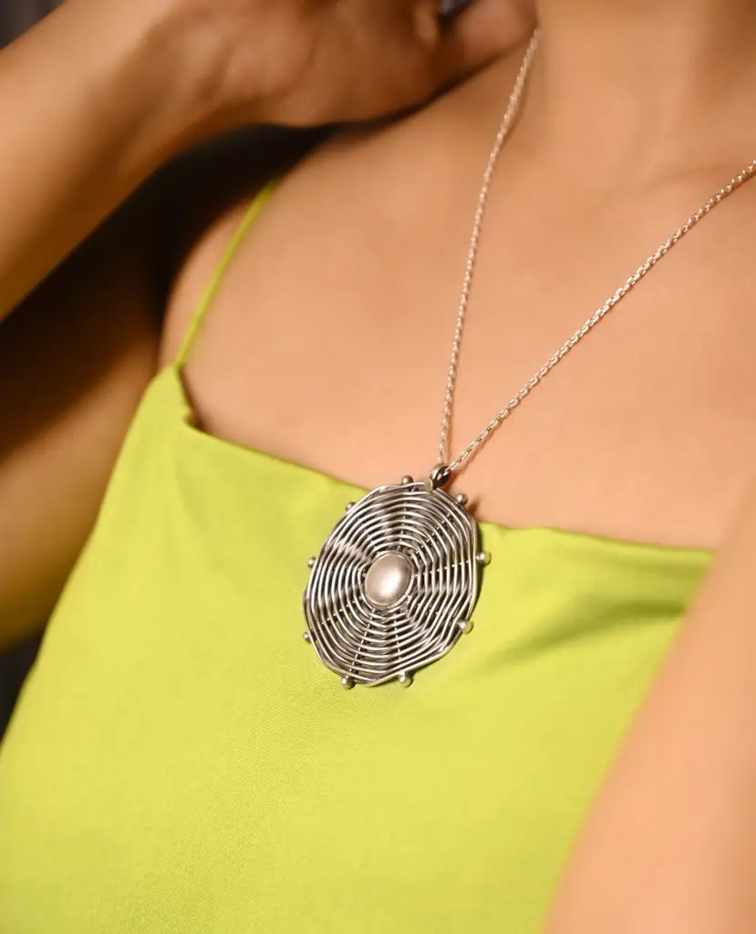 Aadhya Wire Concentric Necklace : KN040