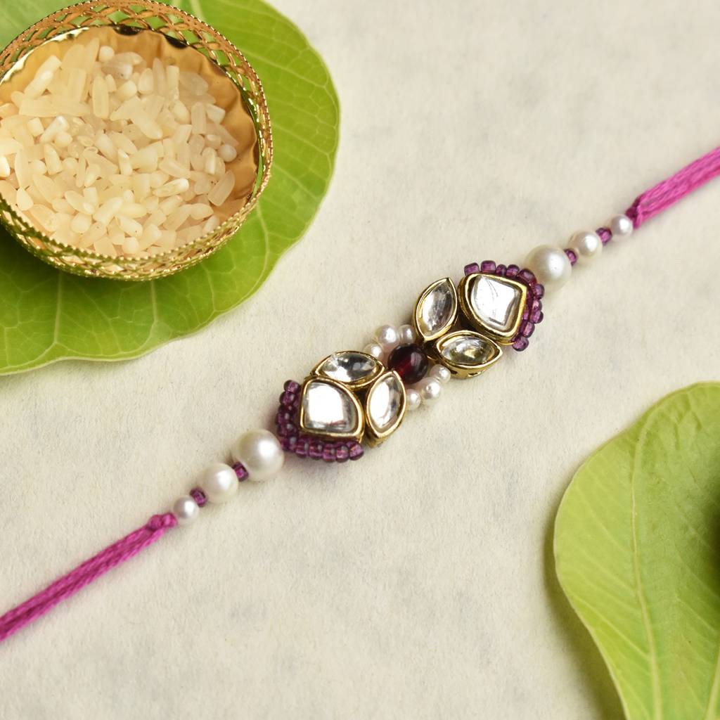 Kundan Noor Rakhi With Roli Chawal Capsules : ACJR096