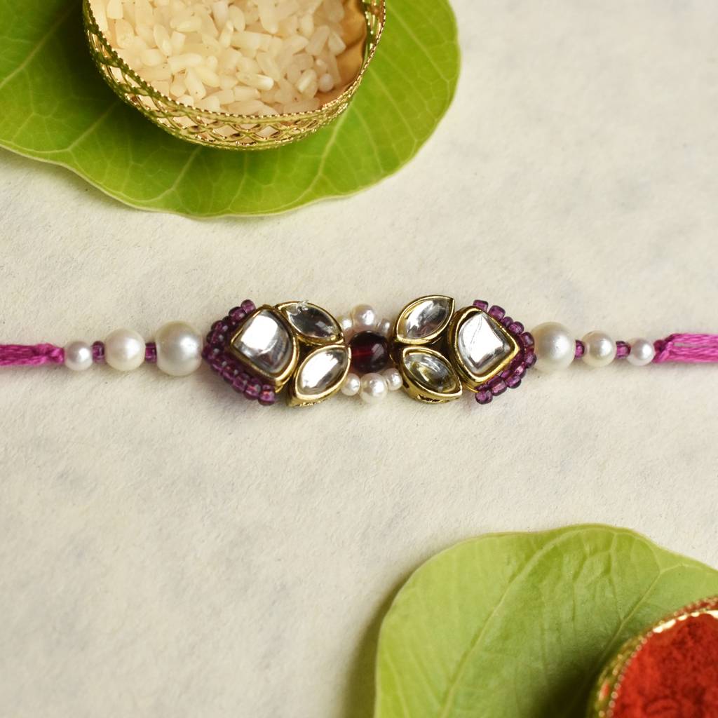 Kundan Noor Rakhi With Roli Chawal Capsules : ACJR096