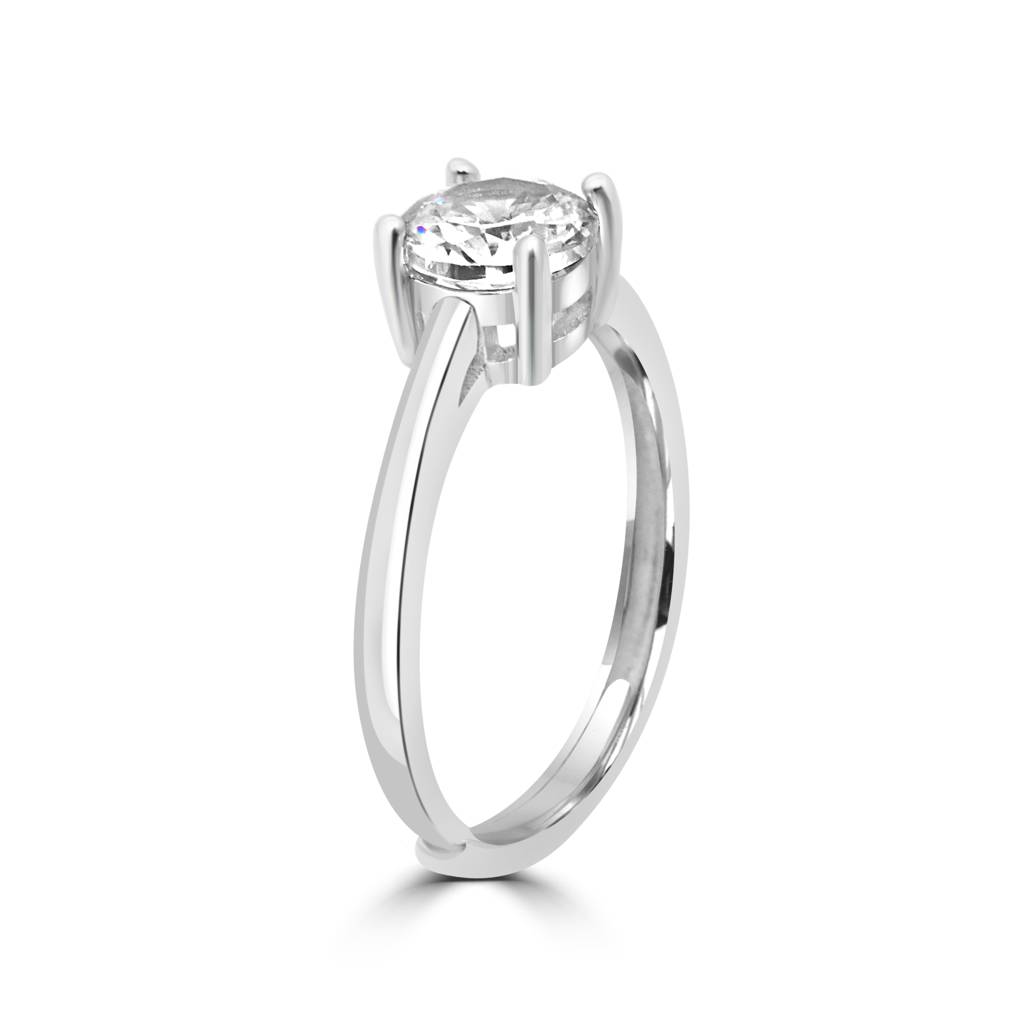 Sophisticated 925 Sterling Silver Bold Ring With Sparkling Zircon Stones For Maximum Impact : LR1208