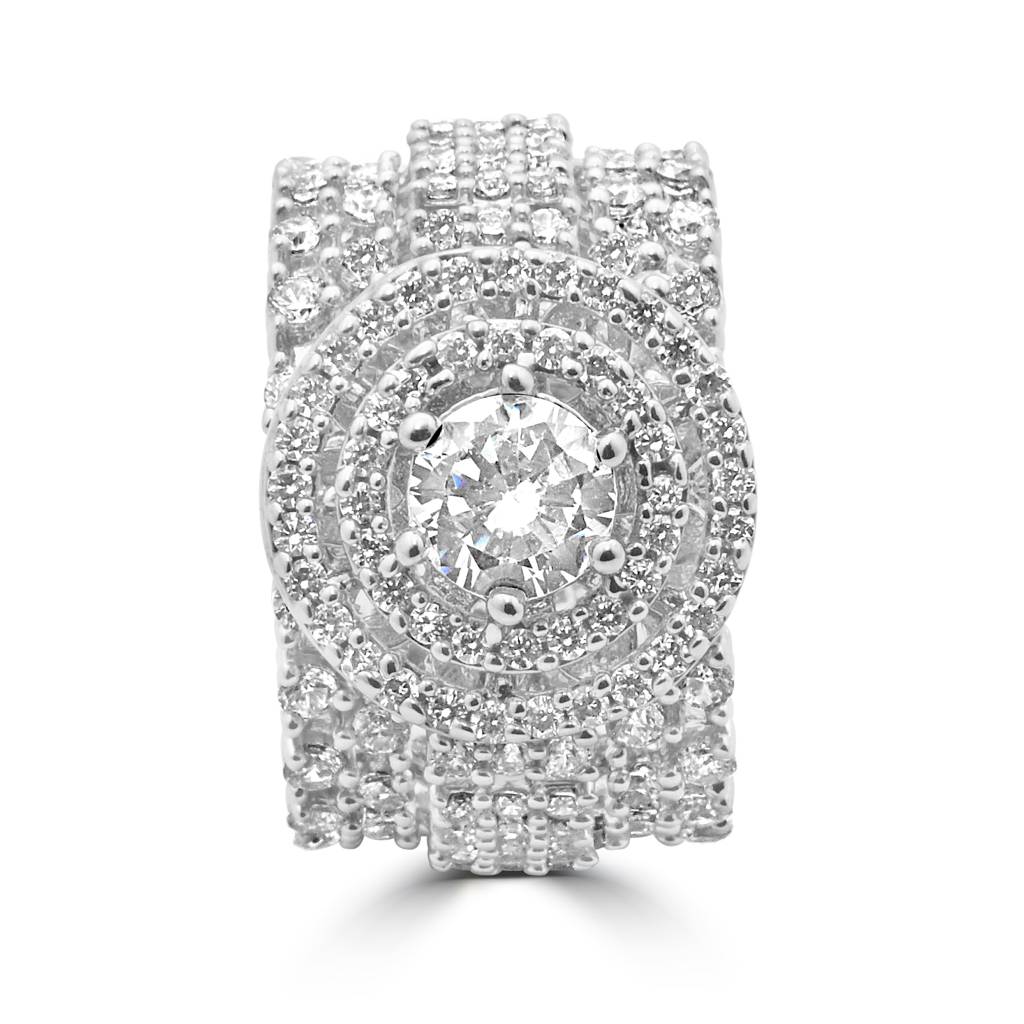 Timeless 925 Sterling Silver Zircon-Studded Statement Ring For A Bold Fashion Statement : LR1209