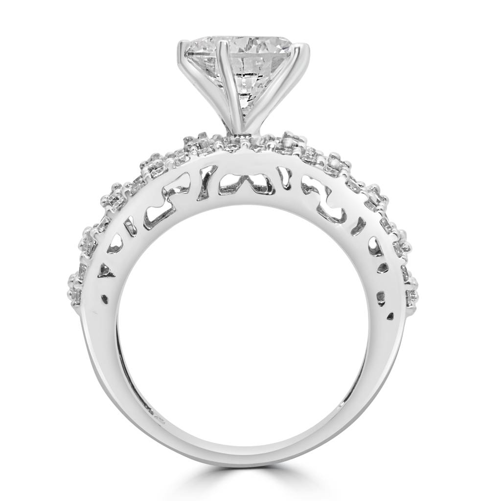 Modern 925 Sterling Silver Statement Ring With Brilliant Zircon Accents For Ultimate Elegance : LR1214