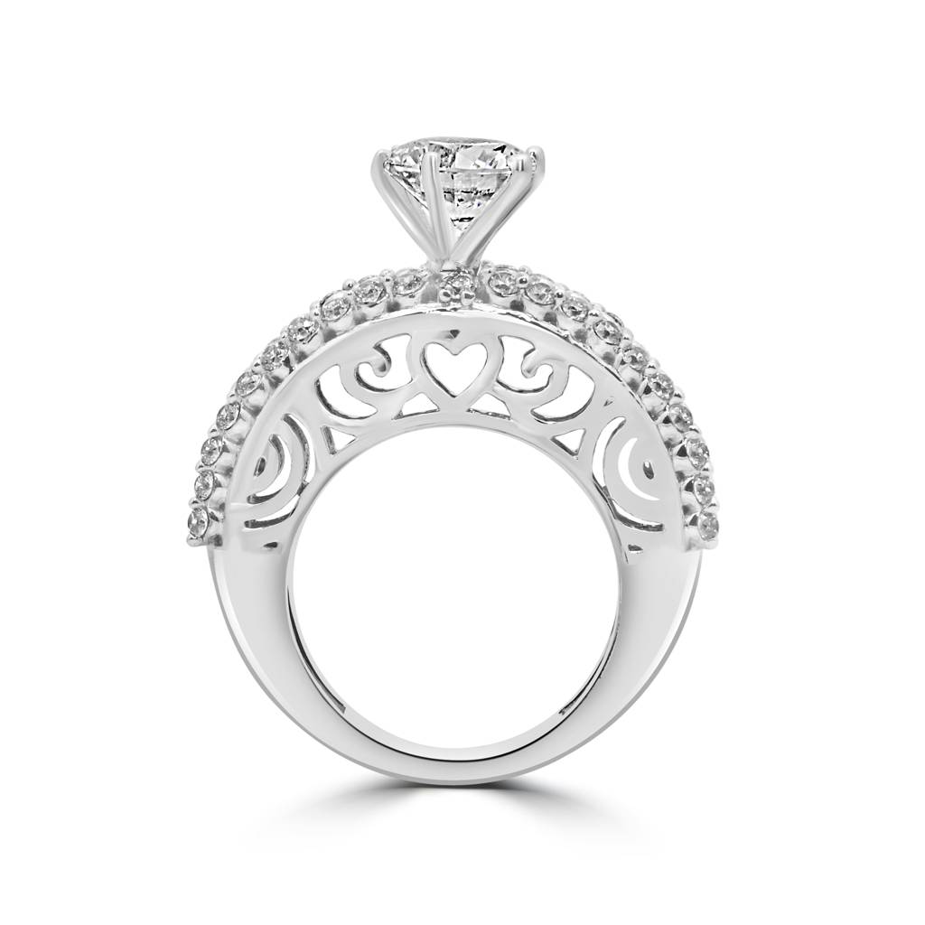 Luxury 925 Sterling Silver Ring With Bold Zircon Stones Designed For A Timeless Statement : LR1215