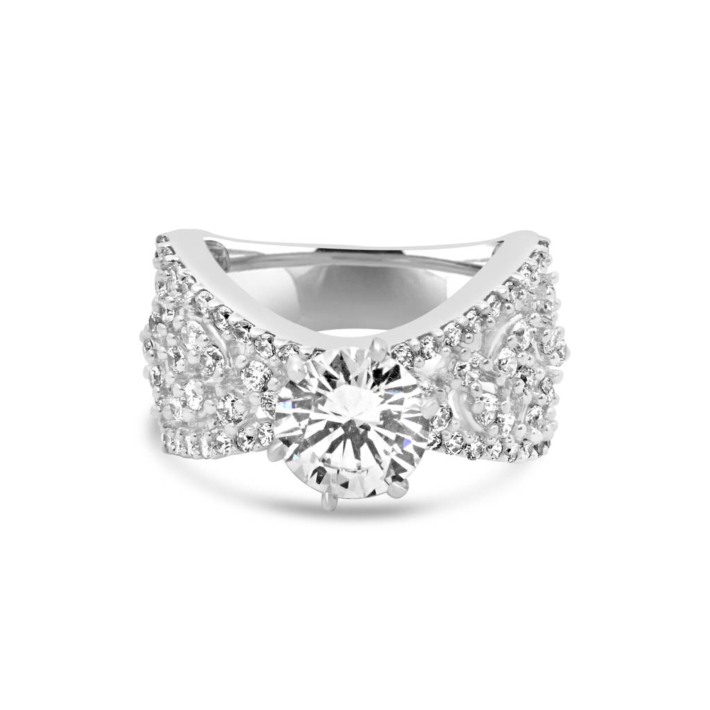 Refined 925 Sterling Silver Bold Ring With Brilliant Zircon Stones For Maximum Glamour : LR1222