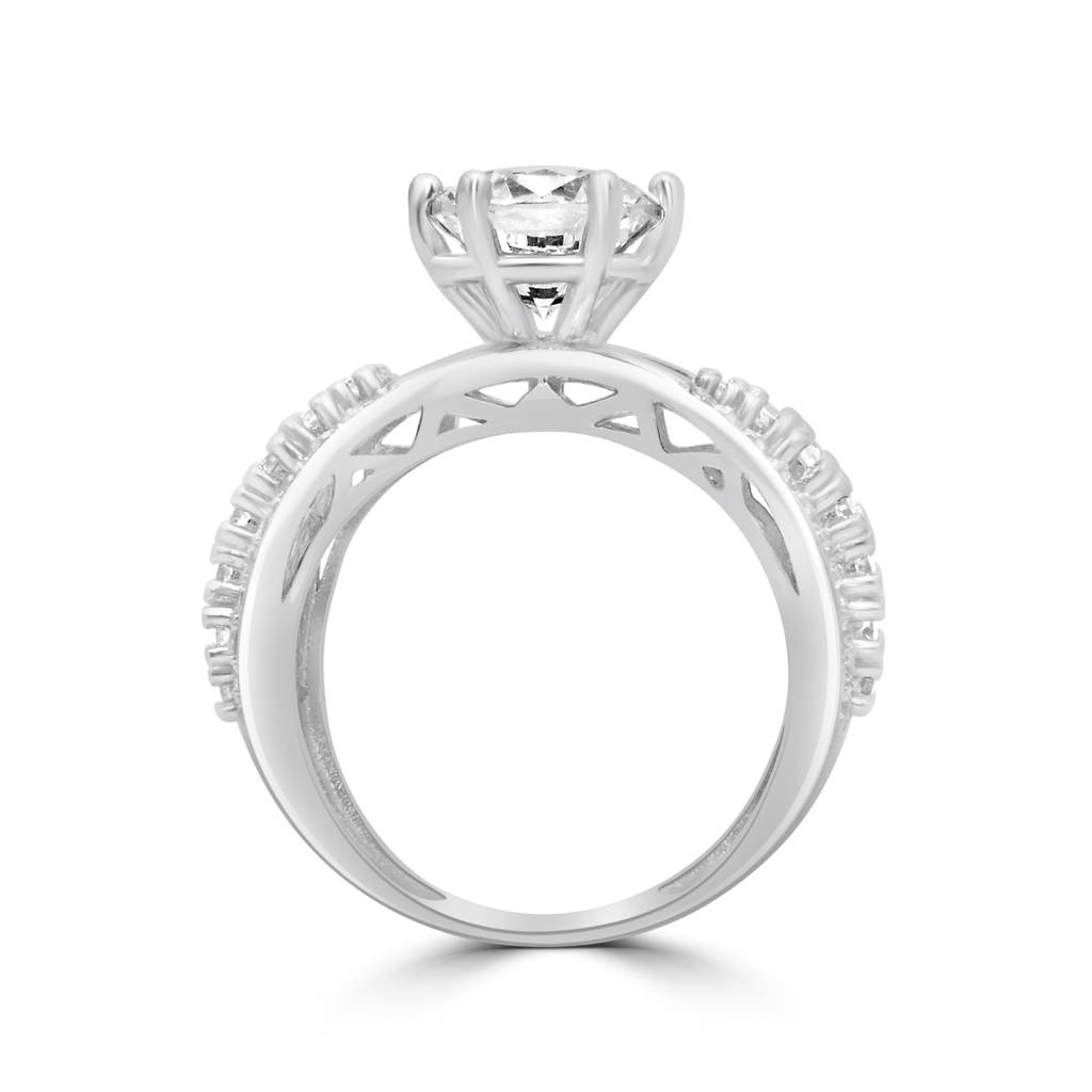 Sparkling 925 Sterling Silver Statement Ring With Bold Zircon Stones For A Dazzling Finish : LR1224