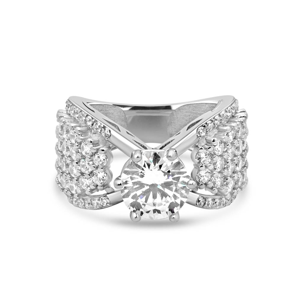 Sparkling 925 Sterling Silver Statement Ring With Bold Zircon Stones For A Dazzling Finish : LR1224