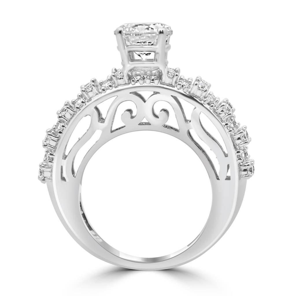 925 Sterling Silver Bold Ring With Zircon Stones For A Contemporary And Glamorous Style : LR1216